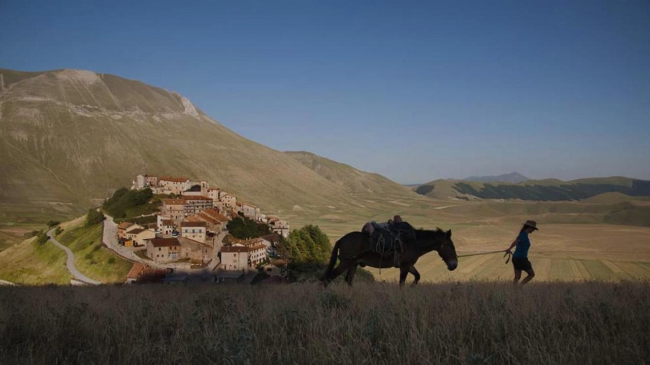 Willa Castello Di Pupaggi Sellano Zewnętrze zdjęcie