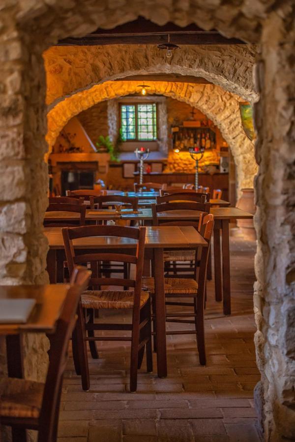 Willa Castello Di Pupaggi Sellano Zewnętrze zdjęcie
